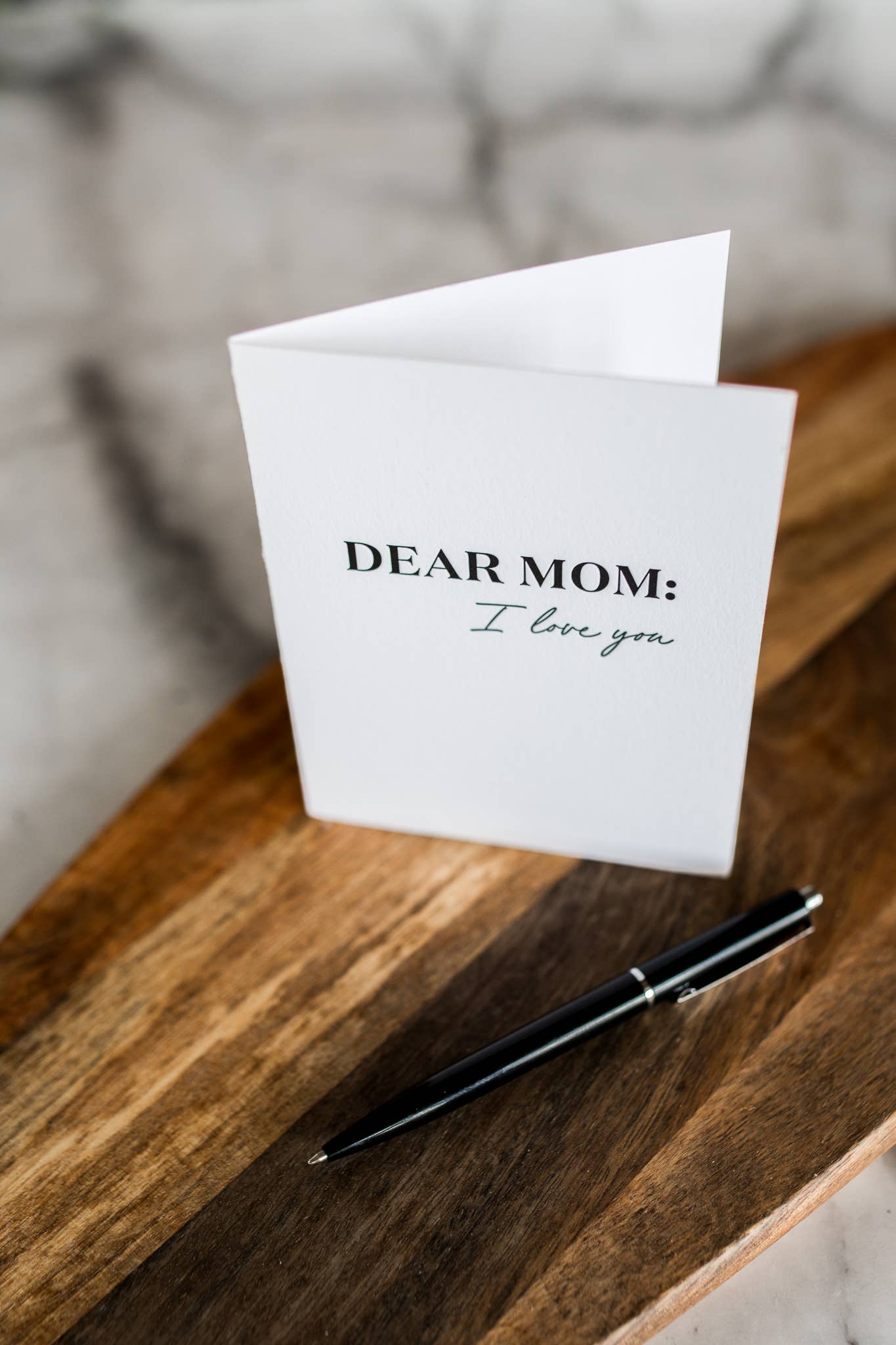 Dear Mom: I love You - Greeting Card